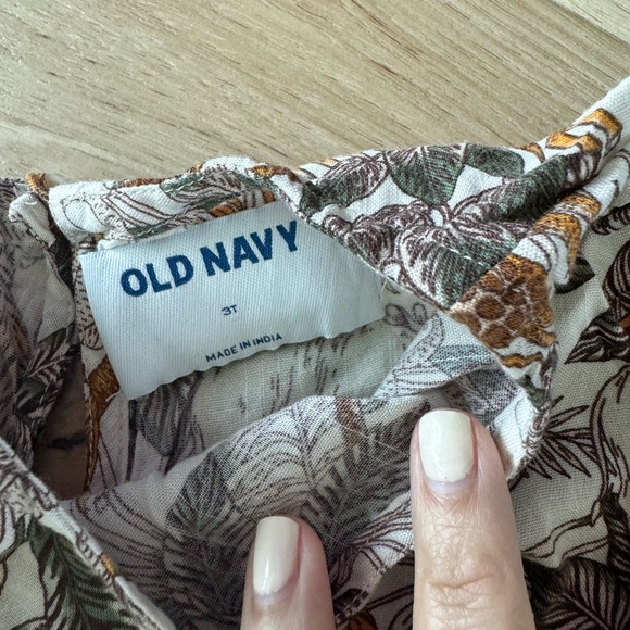 Old Navy Toddler matching set size 3T - Picture 5 of 5